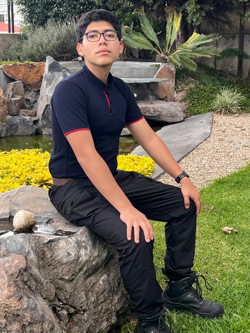 Foto principal de Gustavo Jr.